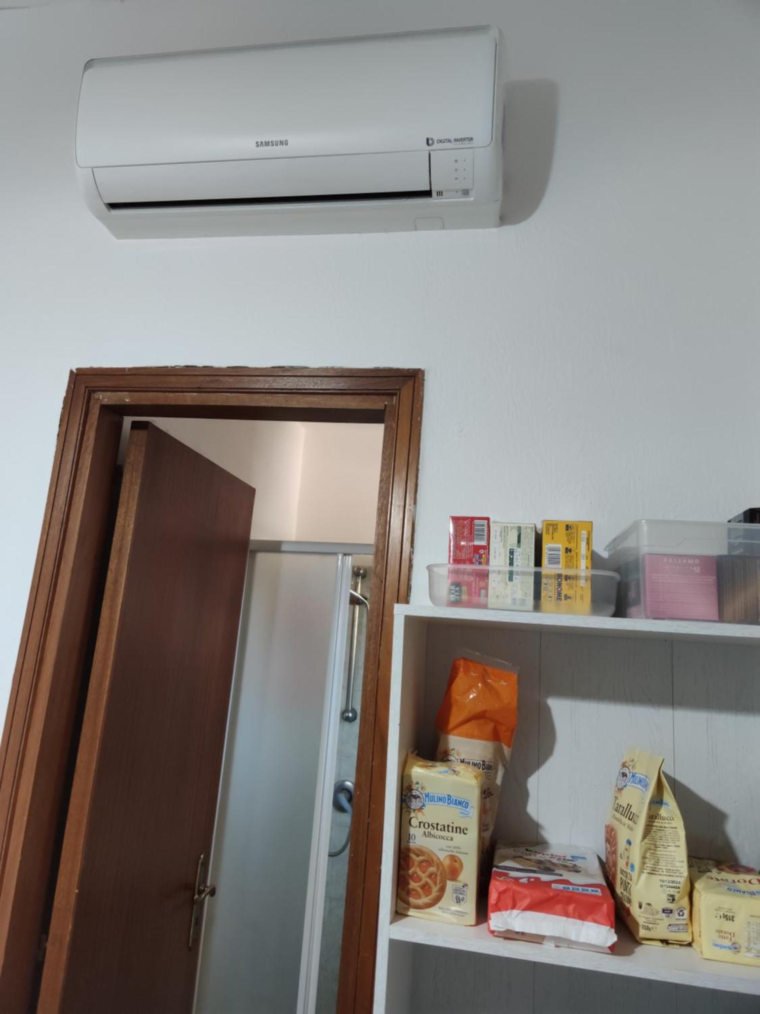 Apartamento Monolocale Seaside Reggio Calabria Habitación foto